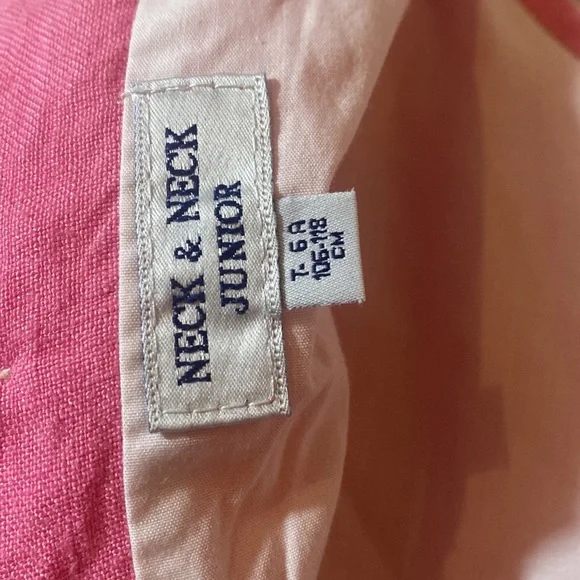 Pink dress white lined, the pink side looks and feels like linen - Picture 2 of 4